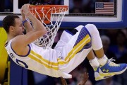 科比：用不屈的意志帮你实现“NBA梦”！，科比不放弃的事例